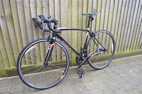 Specialized Allez E5 2016 Road Bike 52cm Frame Black Excellent