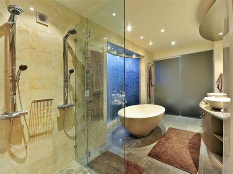 Parlano gli esperti alcune idee e consigli per imbiancare casa. 10 idee per un bagno in grande stile - Casa.it