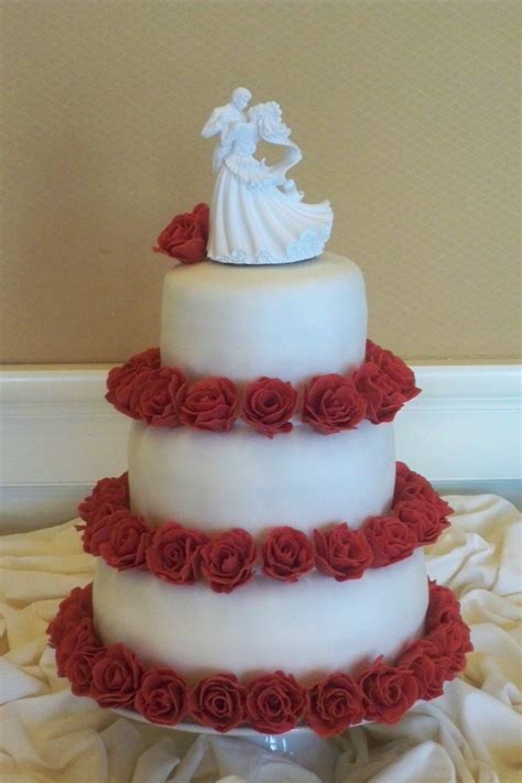 Take inspiration from our fav. Wedding cake (Tiramisu filling) | Cake, Wedding cakes ...