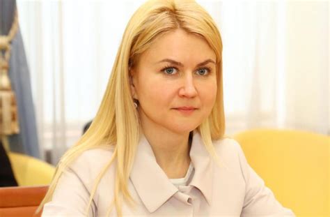 Светличная юлия александровна родилась 6 июня 1984 года в городе… нет, вовсе не в харькове, как это указано в её биографиях, а в волчанске — районном центре на севере. Светличная Юлия Александровна - биография и досье