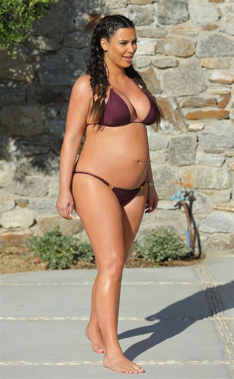 Kim Kardashian S Pregnant Bikini Shots In Greece H Beauty