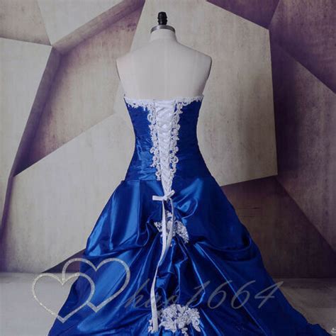 Vintage Royal Blue Wedding Dresses Satin Gothic White Bridal Dress Lace