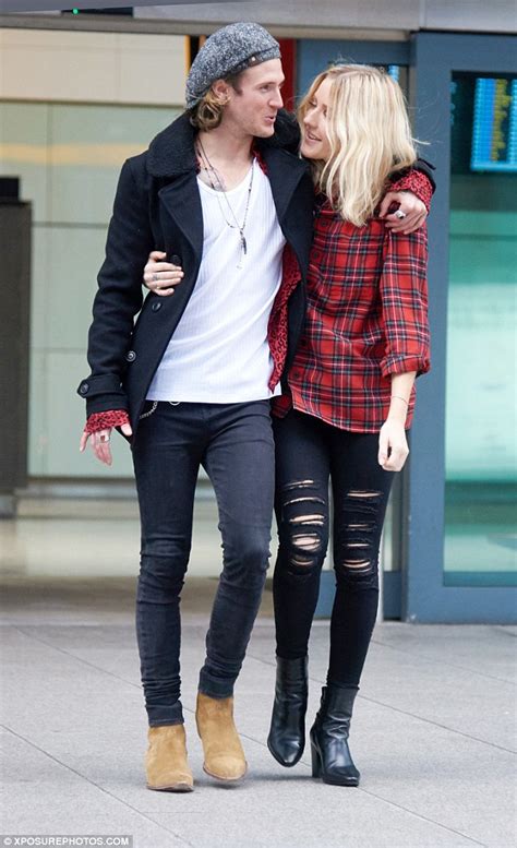 Ellie Goulding And Dougie Poynter Cant Keep Their Hands Off Each Other