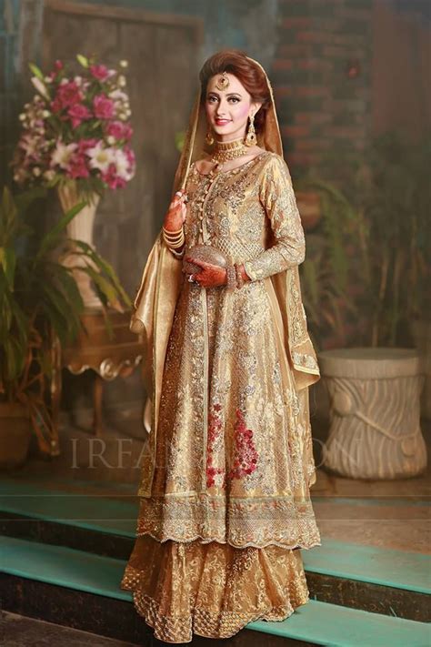 The lines reveal creations full of life and extraordinary quality of its individual elements designed to meet the various needs modern brides tailoring to every woman searching for a classic. Latest Walima Dresses Designs & Trends Collection 2021 ...