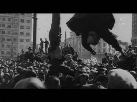 Die leiche von benito mussolini mit einem verstümmelten gesicht und stiche auf seiner brust. euronews cinema - Der Körper des Duce - YouTube