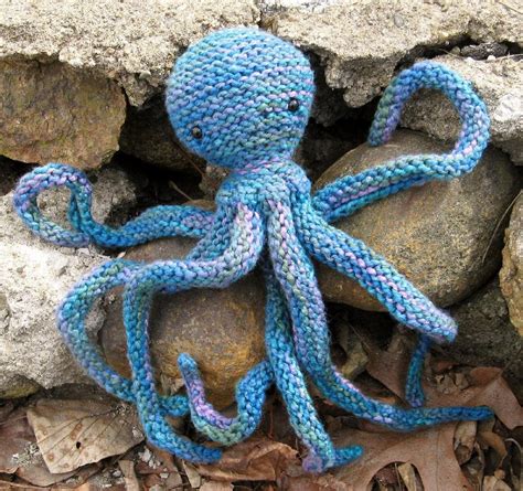 Acht the Octopus Knitting pattern by Rachel Henry | Knitting Patterns ...