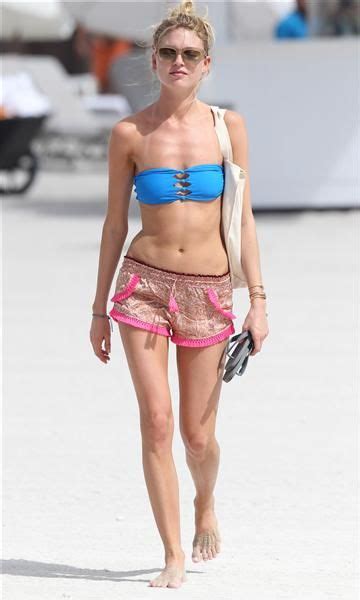 Heidi Klum Charlize Theron And More Stars Hit The Beach Victoria