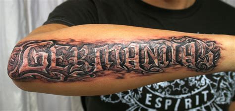 Tattoo lettering in arabic for men: Lettering Tattoos - Letter Tattoo For Men:Slodive Tattoos