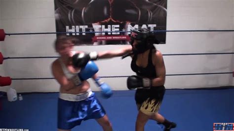 Vlcsnap H M S Hit The Mat Boxing