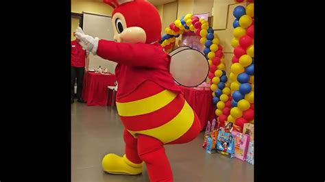 Jollibee Dance Iba Ang Saya Sa Jollibee Lucena Bayan Youtube