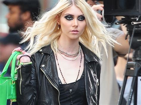 Taylor Momsen Gets Totally Naked In New Pretty Reckless Video Toofab Com