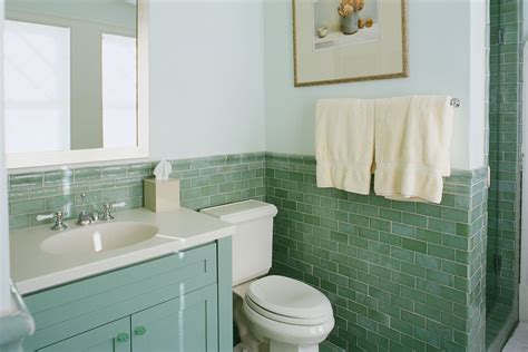 20 Beautiful Green Bathroom Ideas