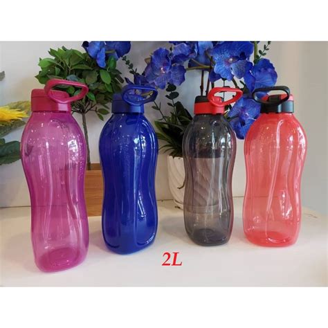 Tupperware giant eco bottle 2l. SALE🔥Tupperware eco bottle 2 Liter with handle (1 pc ...