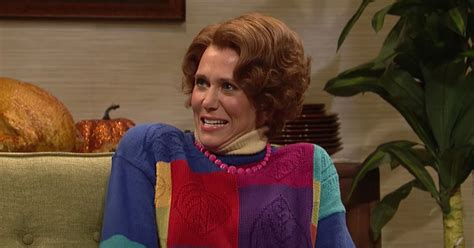Kristen Wiigs Surprise Lady Cant Contain Her Excitement In Hilarious