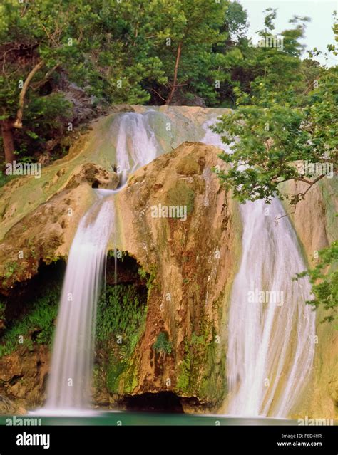 Turner Falls In The Arbuckle Mountains Near Davis Oklahoma Is Shown