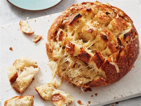 Roasted Garlic And Four Cheese Pull Apart Bread Recipes Recipe