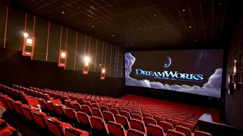 la cadena francesa de cines mk2 compra las 120 salas de cinesur en españa