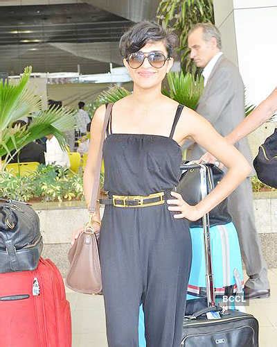 International Singer Nadia Ali Spotted At International Airport In Mumbai On June 02 2011