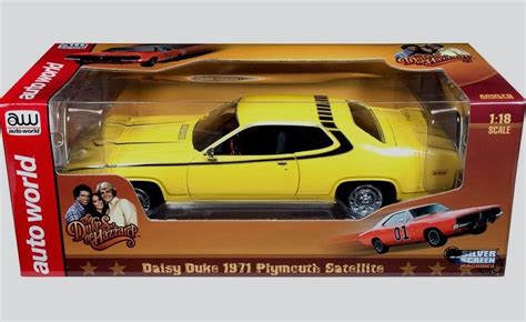 Dukes Of Hazzard Collector Auto Worlds Daisy Duke 1971 Plymouth