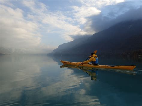 Winter Kayak Tours - Interlaken Switzerland