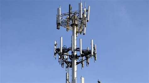 How Risky Is Radiation From Cellphones And Towers Grocotts Mail