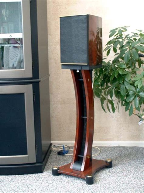 8 Great Diy Speaker Stand Ideas That Easy To Make Enthusiasthome