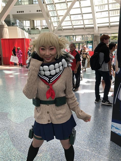 In Defense Of The Innocent Photographer Himiko Toga My Hero Academia Cosplay At Anime Expo