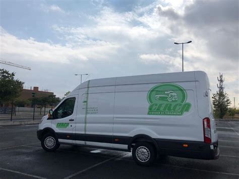 Todos nuestros camiones son válidos para poder conducirlos con el carnet normal. Pin en Cerca Alquiler De Furgonetas, S.L