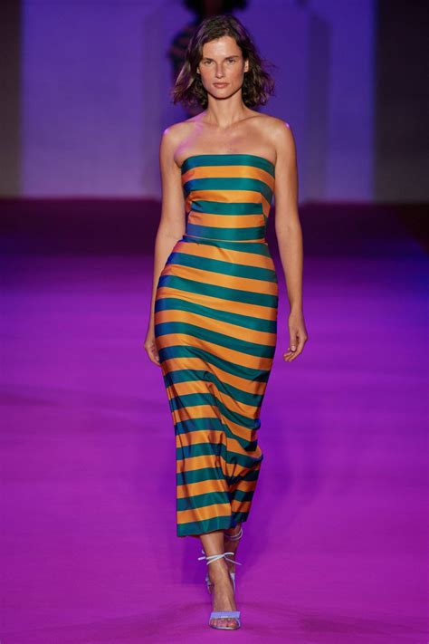 Stripe It Up The New Springsummer 2022 Trend That Has Everyones