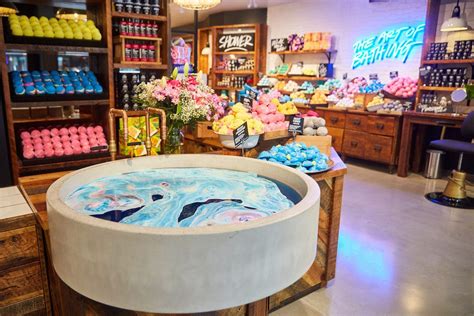 Lush Reopens Expanded Robson Street Store As New Vancouver Flagship