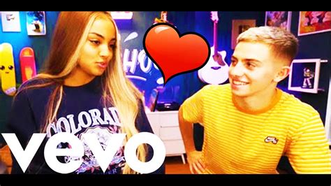 A votre avis qui va ensemble michou et wejdene ou wejdene et riadh. Michou - love feat Wejdene (Clip Officiel) défi top 1 ...