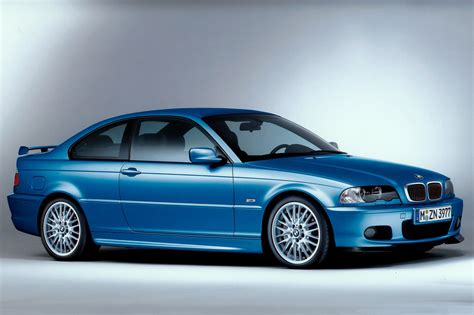 อัลบั้มที่มีรูปภาพมากกว่า 100 รูปของ 2004 Bmw Series 3 318 I 4dr โฉม