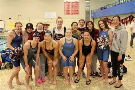 Mihs Girls Swim And Dive Squad Wins 3a Kingco Title Mercer Island
