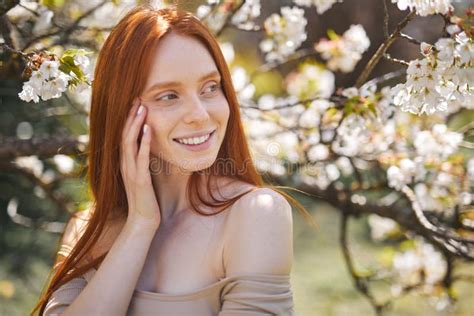 Redhead Caucasian White Woman Posing Outdoor Lifestyle Portrait In
