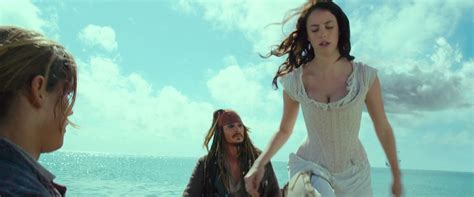 Naked Kaya Scodelario In Pirates Of The Caribbean Dead Men Tell No Tales