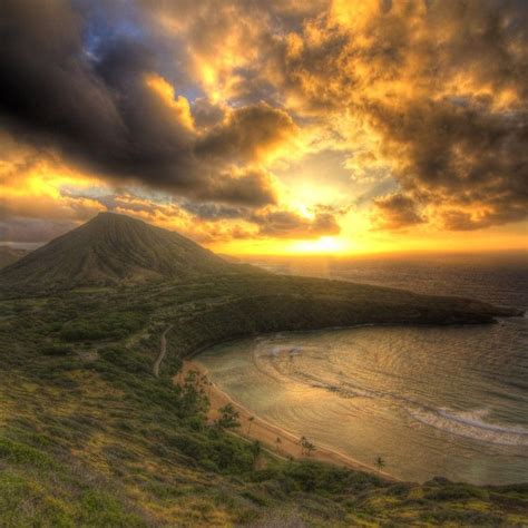 The Sunrise From Hanauma Bay With Koko Crater In The Background