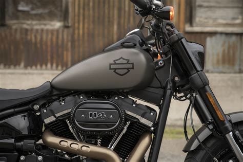 Find the one that fits your style. 2018 Harley-Davidson Fat Bob 114 Review • Total Motorcycle