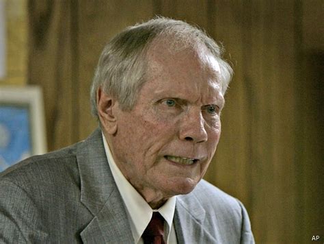 Westboro Baptist Church Founder Fred Phelps Dies At 84