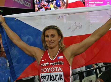 I was not so satisfied because i had still some problems with my achilles. Oštěpařka Barbora Špotáková je podruhé mistryní světa ...