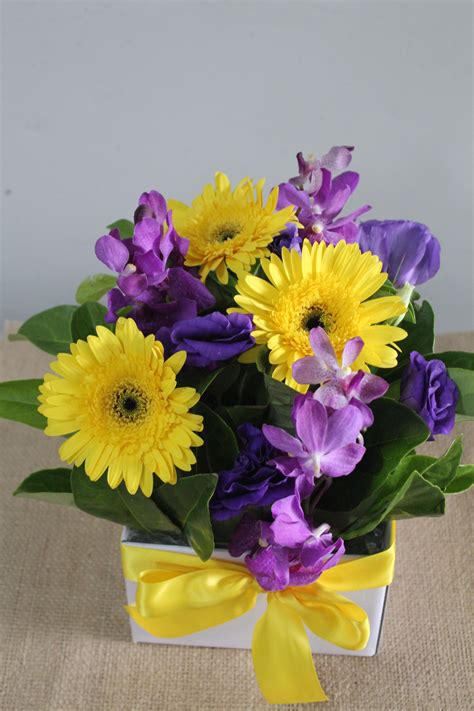 Josie D Appleton Thinking Of You Flowers By Post Thinking Of You