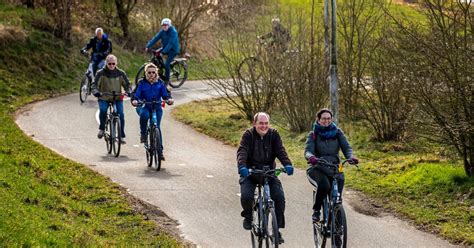 De eerste editie van de brabantse pijl, ook wel la flèche brabançonne, werd verreden in 1961. Zo gaat de fietstest 2021 in zijn werk | Auto | tubantia.nl