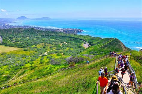 diamond head crater hike adventure awaits in this extinct volcano go guides