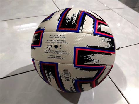Watch every goal scored so far by roberto mancini's italy team, as they made their way to sunday's euro 2020 final against england at wembley. Jual Bola Sepak ADIDAS Uniforia UEFA EURO 2020 Match Ball ...