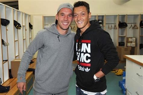 Picture Special Mesut Ozil Behind The Scenes At The Arsenal Training
