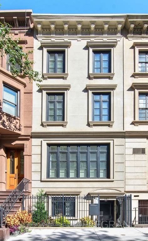 East 63rd Street Townhouse For Rent In New York Ny