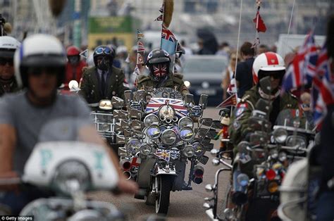veterans return 50 yrs after mods fought rockers on brighton seafront brighton mod fashion mod