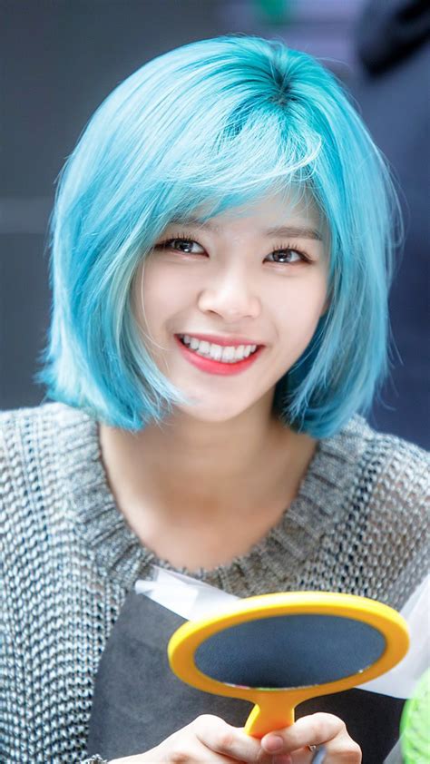 1 day ago · fans and netizens are deeply concerned as jyp entertainment revealed that twice's jeongyeon is taking a hiatus due to panic and anxiety issues via the group's official notice board on august. TWICE's Jeongyeon Gave The TWICE Members This Expensive ...