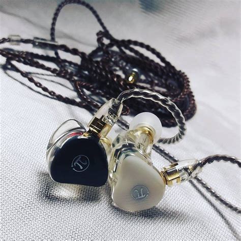 Paiaudio PLIISEN 121 IEMs | Bluetooth gadgets, Earbuds, Headphones