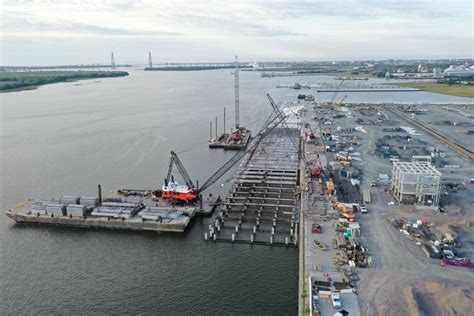Port Of Charleston Closing In On East Coasts Deepest Harbor Title