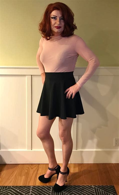 ready for a night out… crossdresser heaven